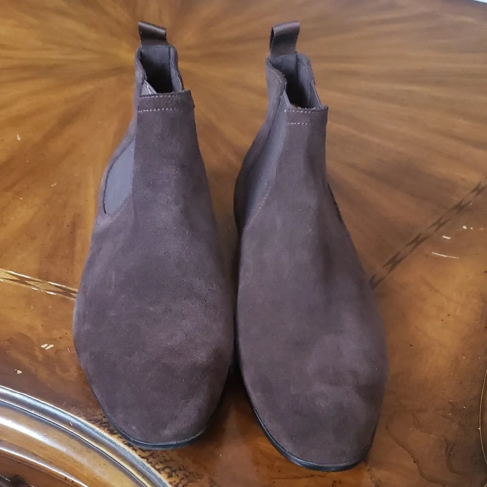 Kenneth Cole Men's Brown Suede Chukka Boots - Picture 2 of 5